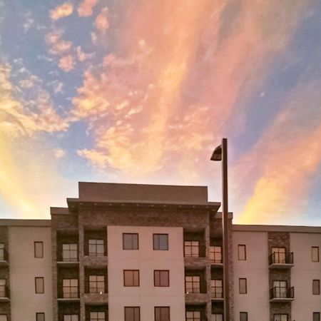 Garland Hotel, Ascend Hotel Collection New Concord Luaran gambar